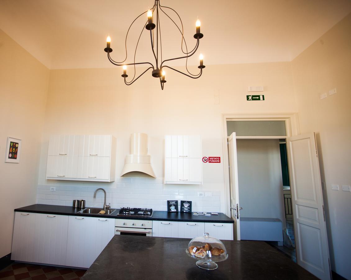 Le Stanze Del Capotreno Bed and Breakfast Bagheria Eksteriør billede